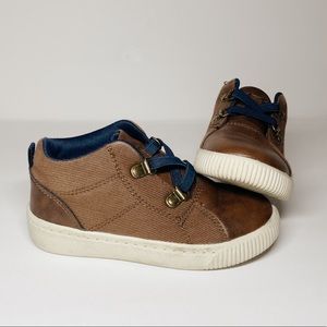 Carter’s Boys Brown Casual Toddler Shoes Size 10